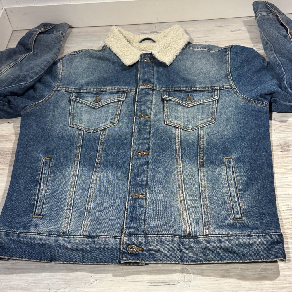 True Craft Sherpa Lined Denim Jean Trucker Men's Sz M Jacket Long Sleeve - Picture 4 of 9